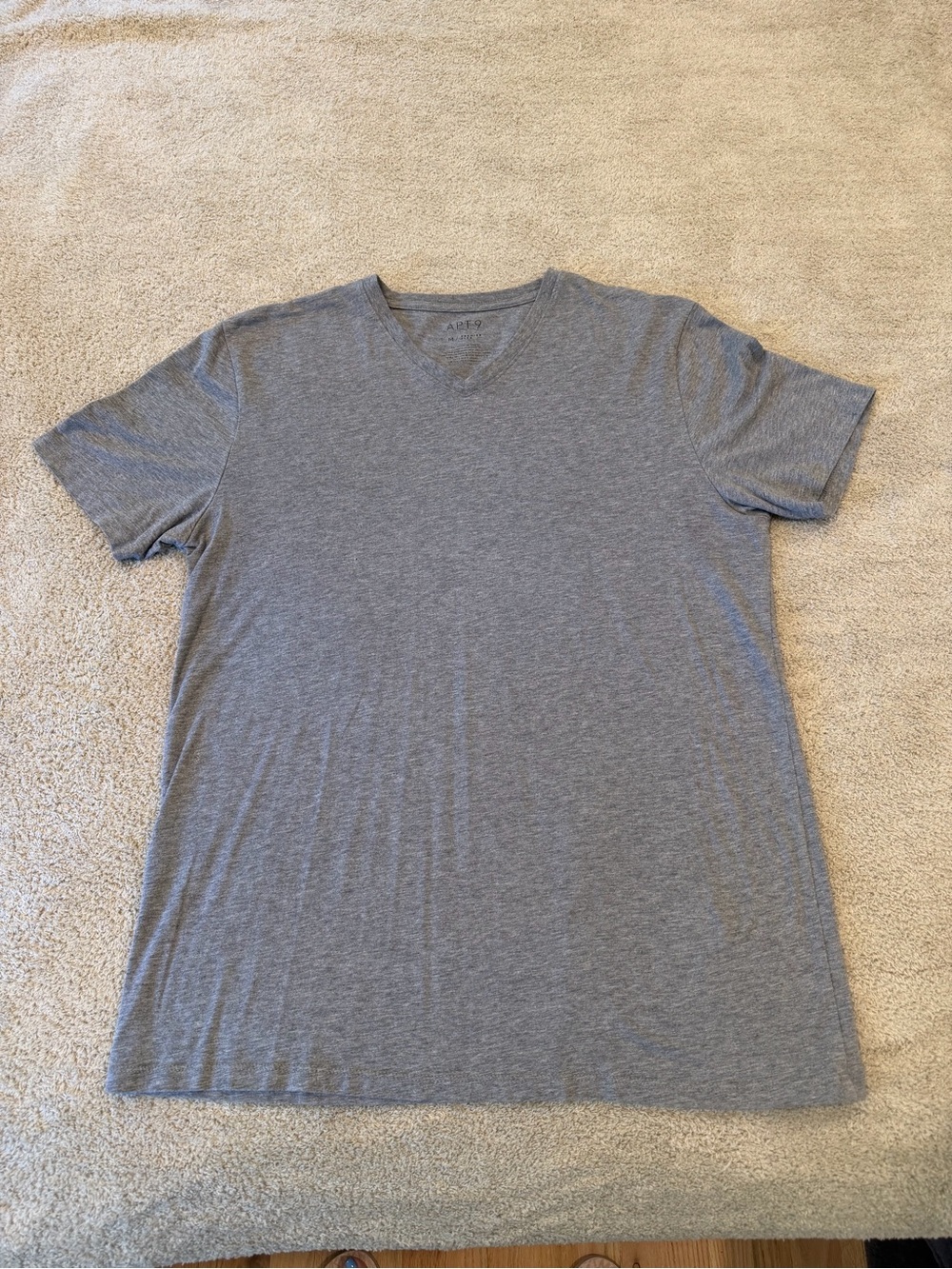 Apt. 9 Men's Heather Gray V-Neck Short Sleeve Tee
